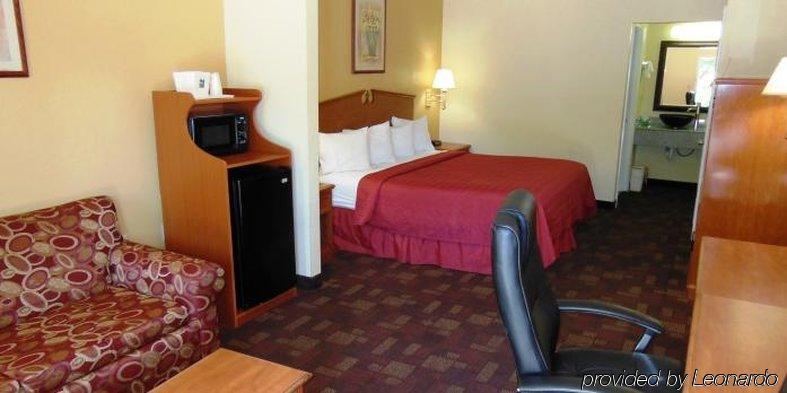 Hotel Quality & Dickson